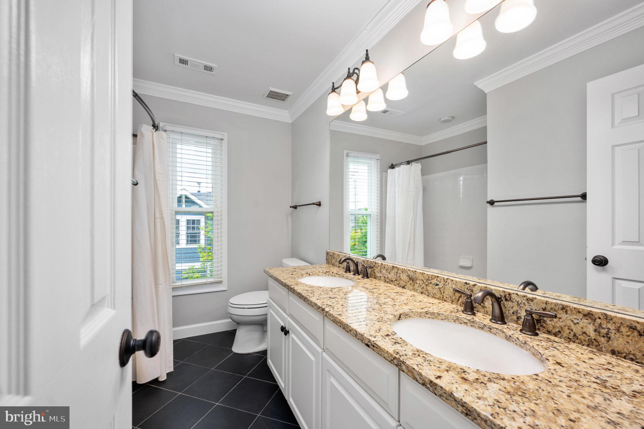 WEST MC LEAN - Residential