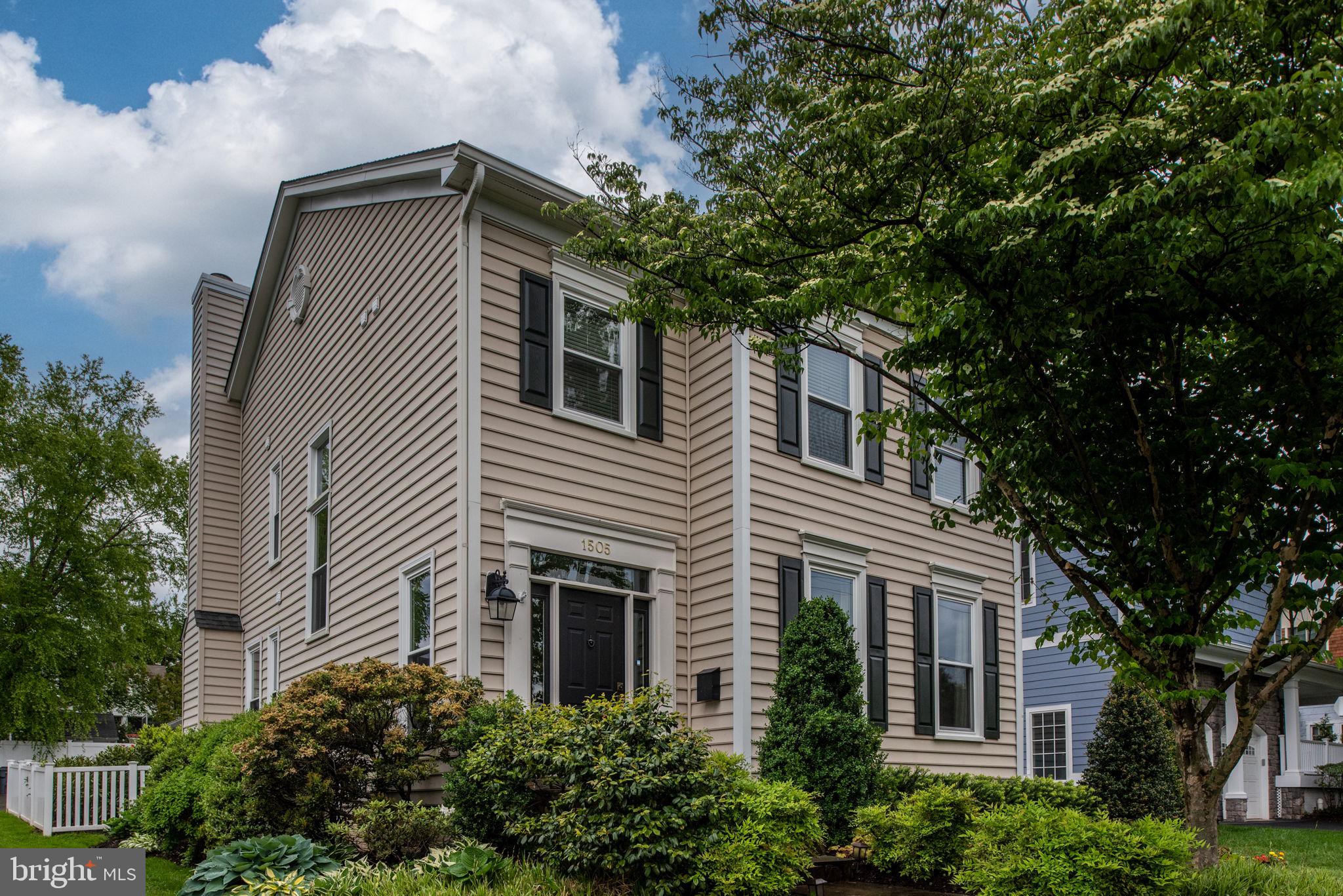 WEST MC LEAN - Residential