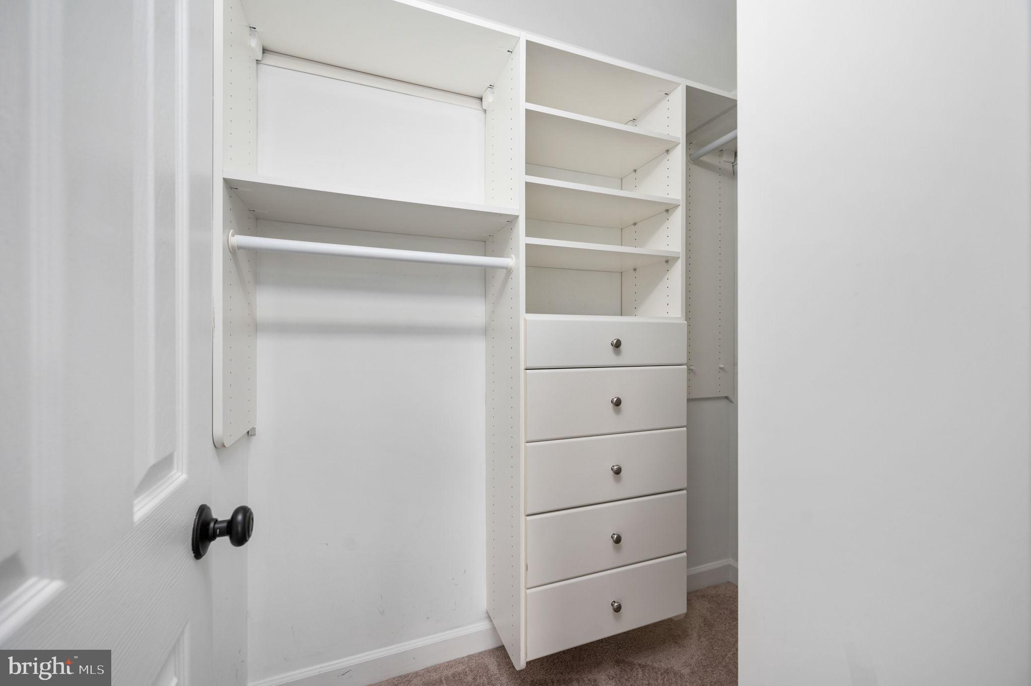 WEST MC LEAN - Residential