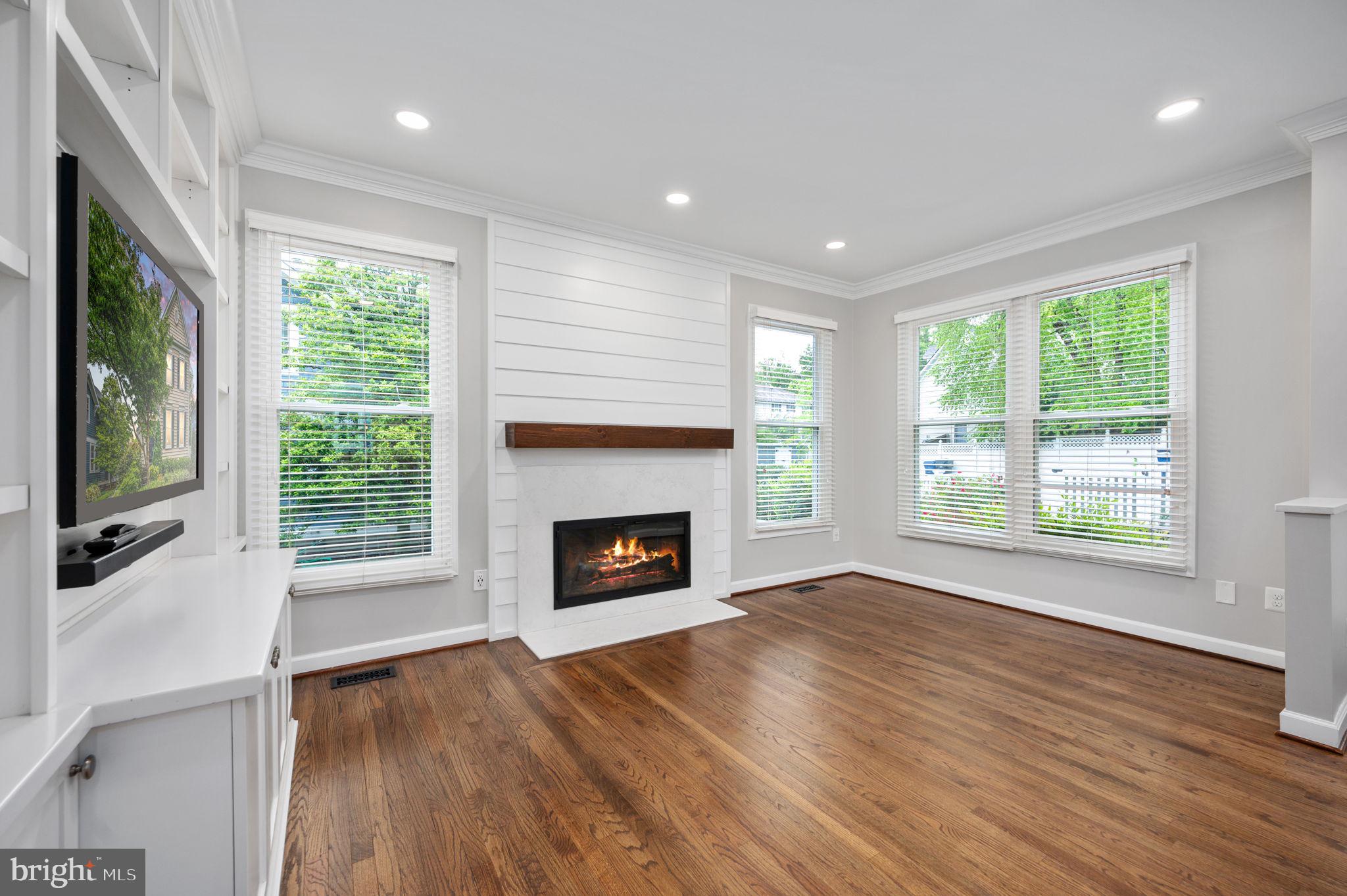 WEST MC LEAN - Residential