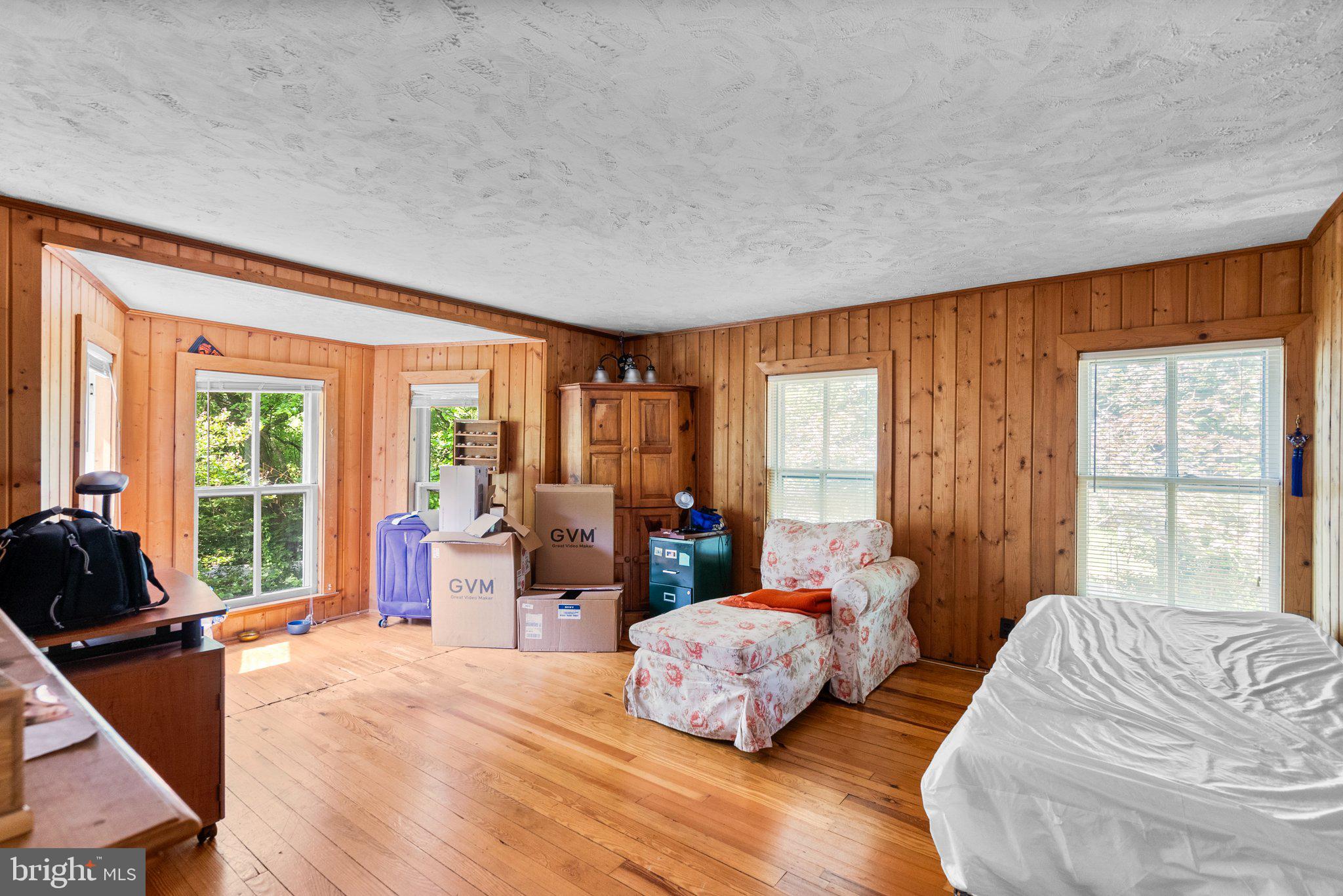 MT. PROSPECT - Residential