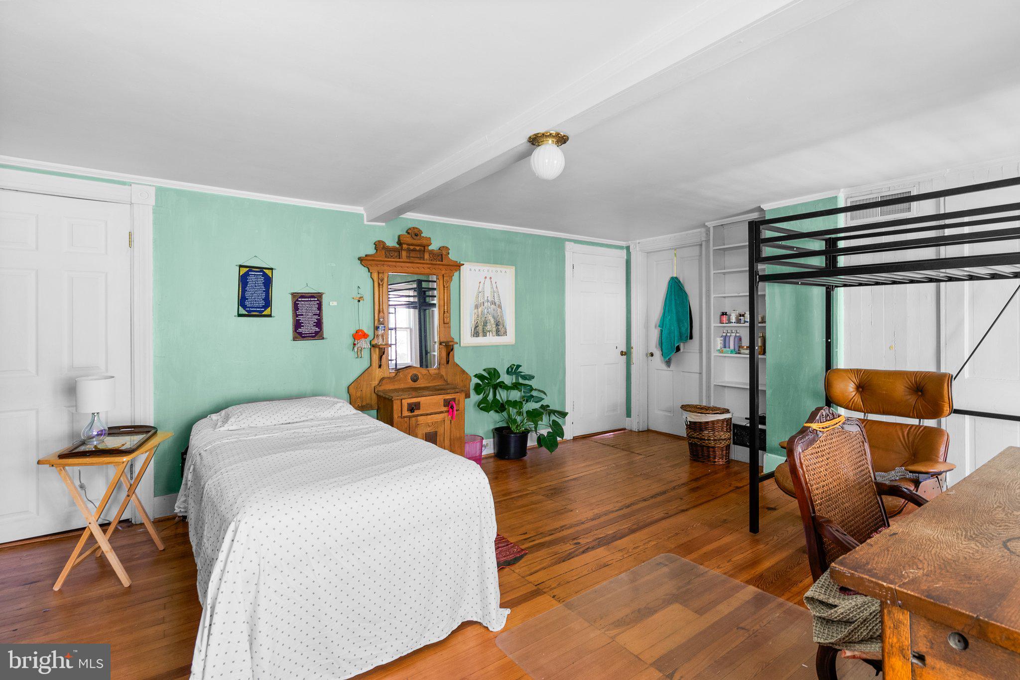 MT. PROSPECT - Residential