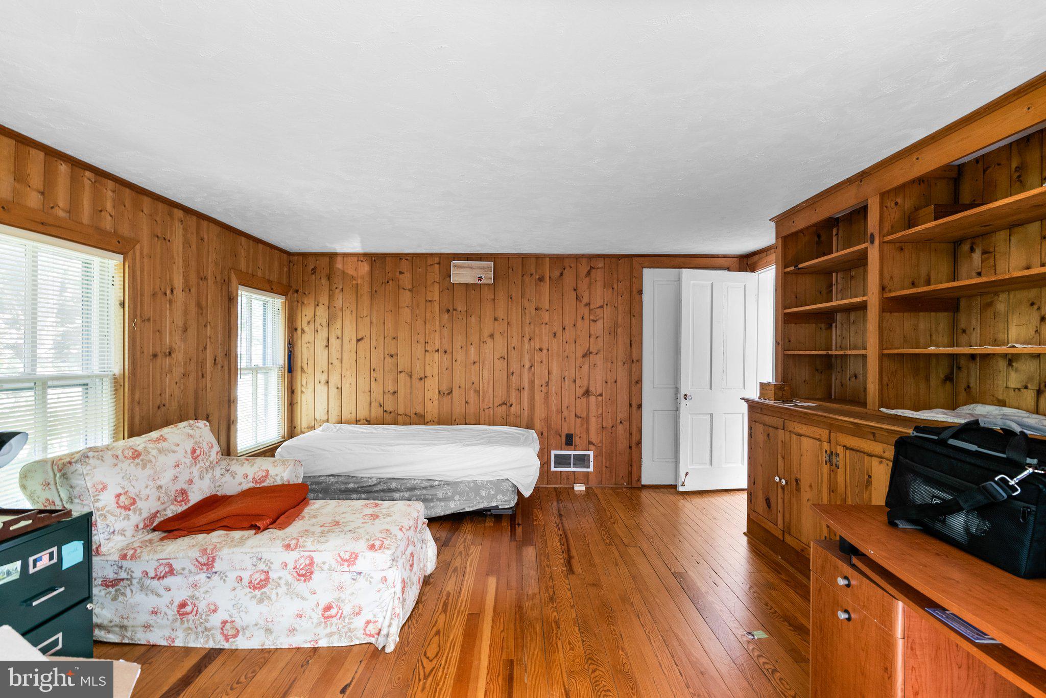 MT. PROSPECT - Residential