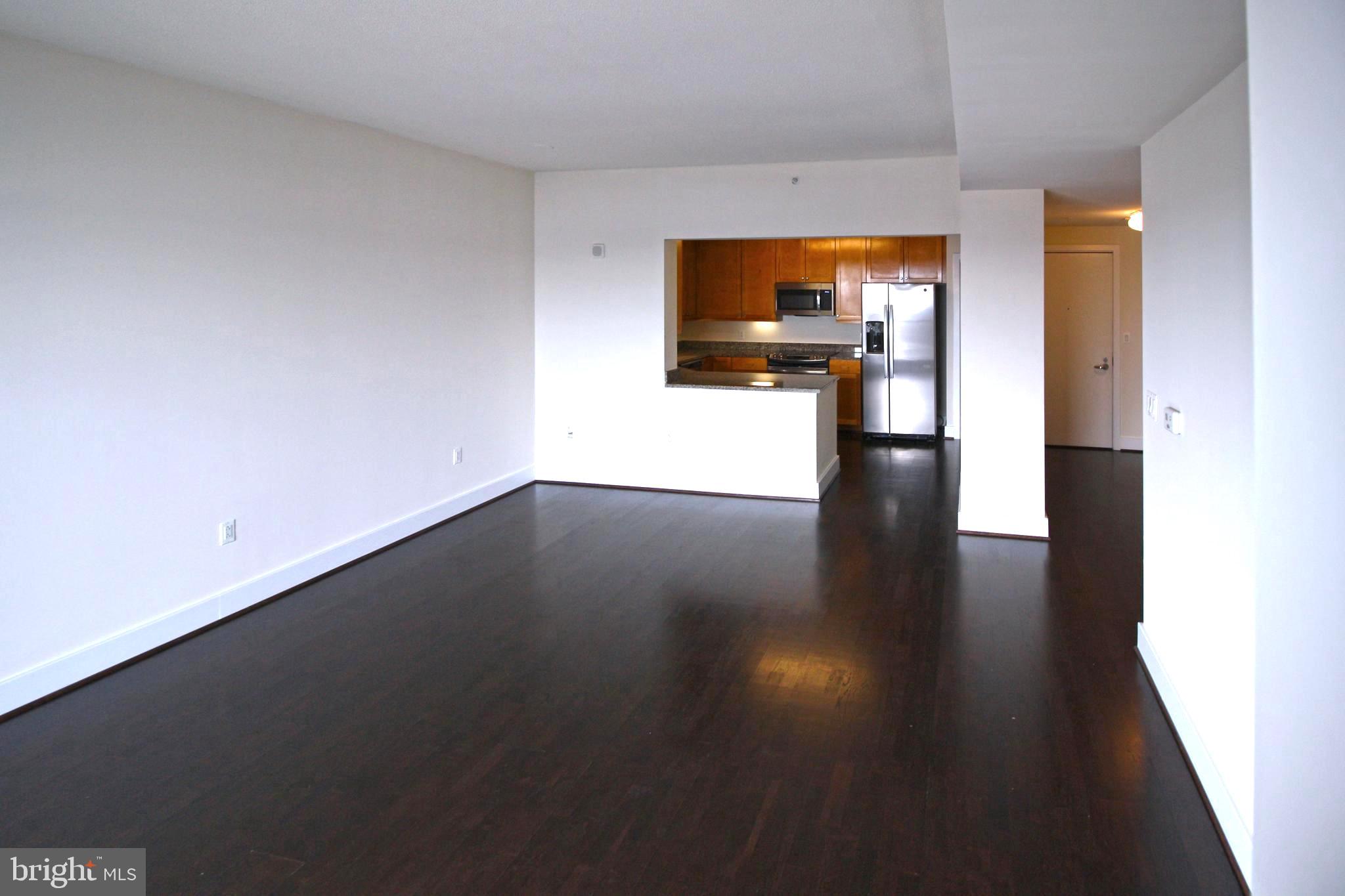 DOCKSIDE CONDOMINIUM - Residential