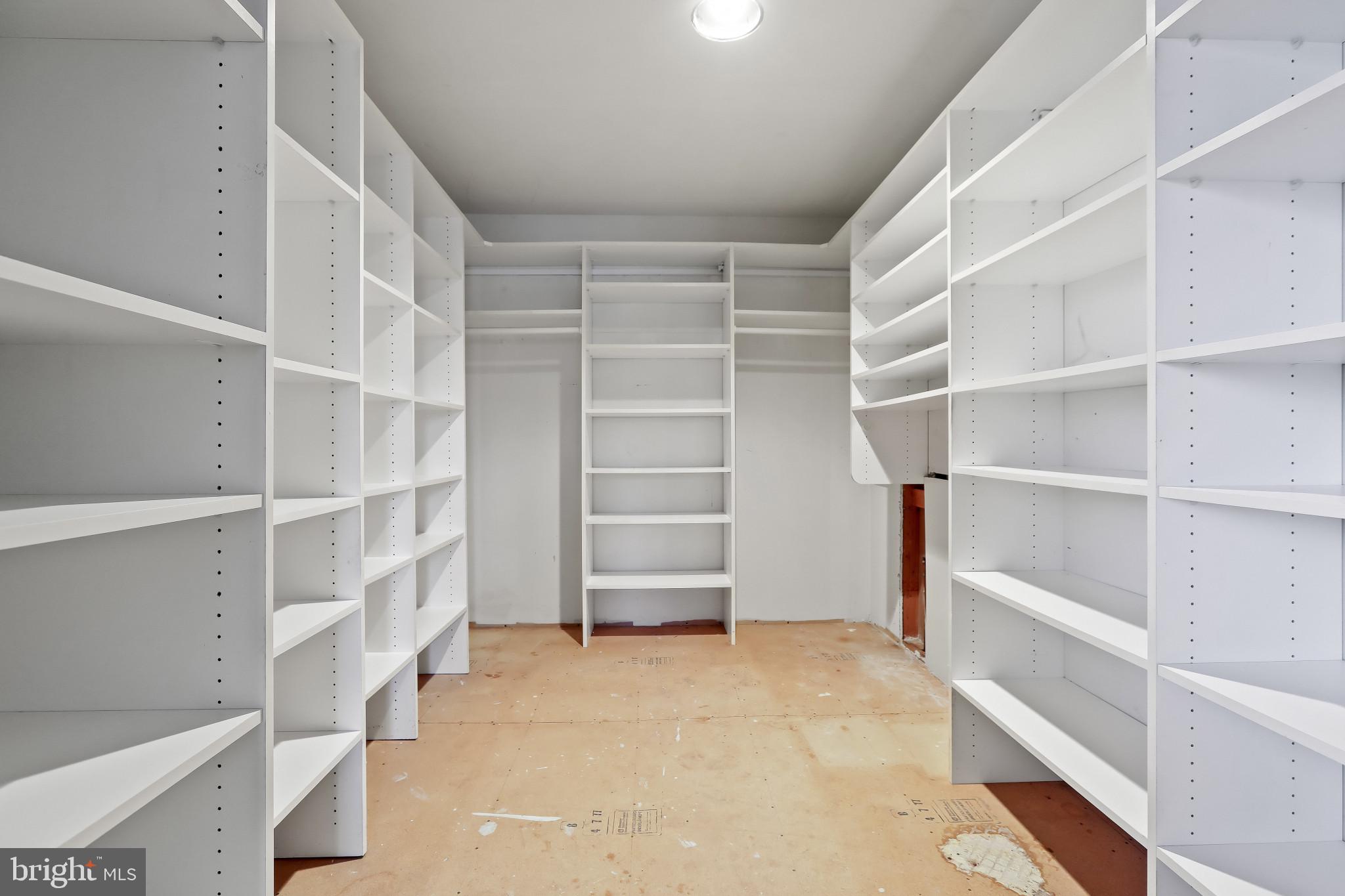 HILTON - Residential