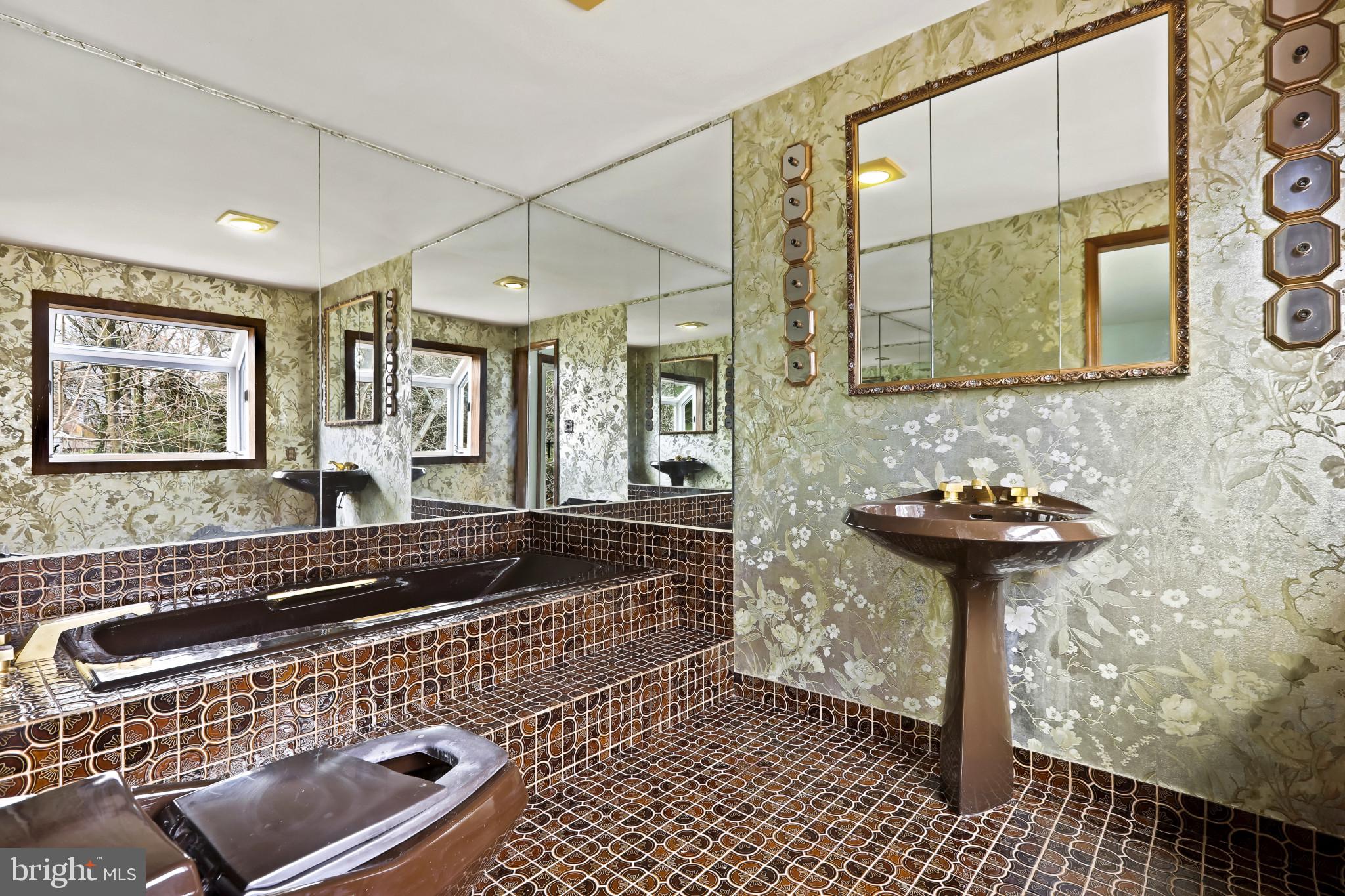 HILTON - Residential