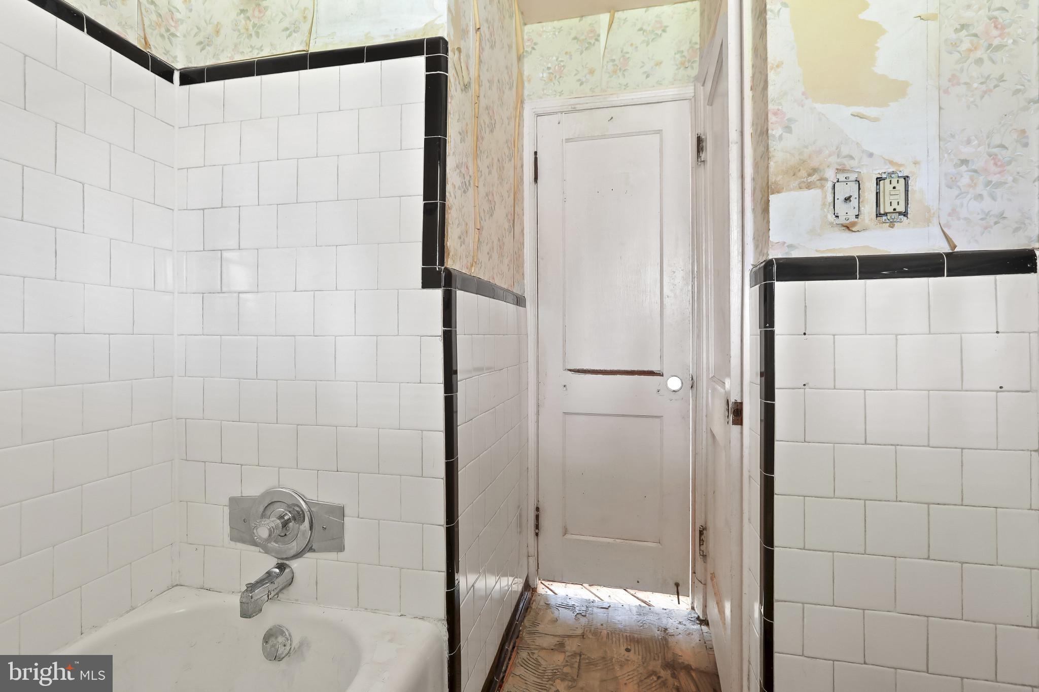 HILTON - Residential