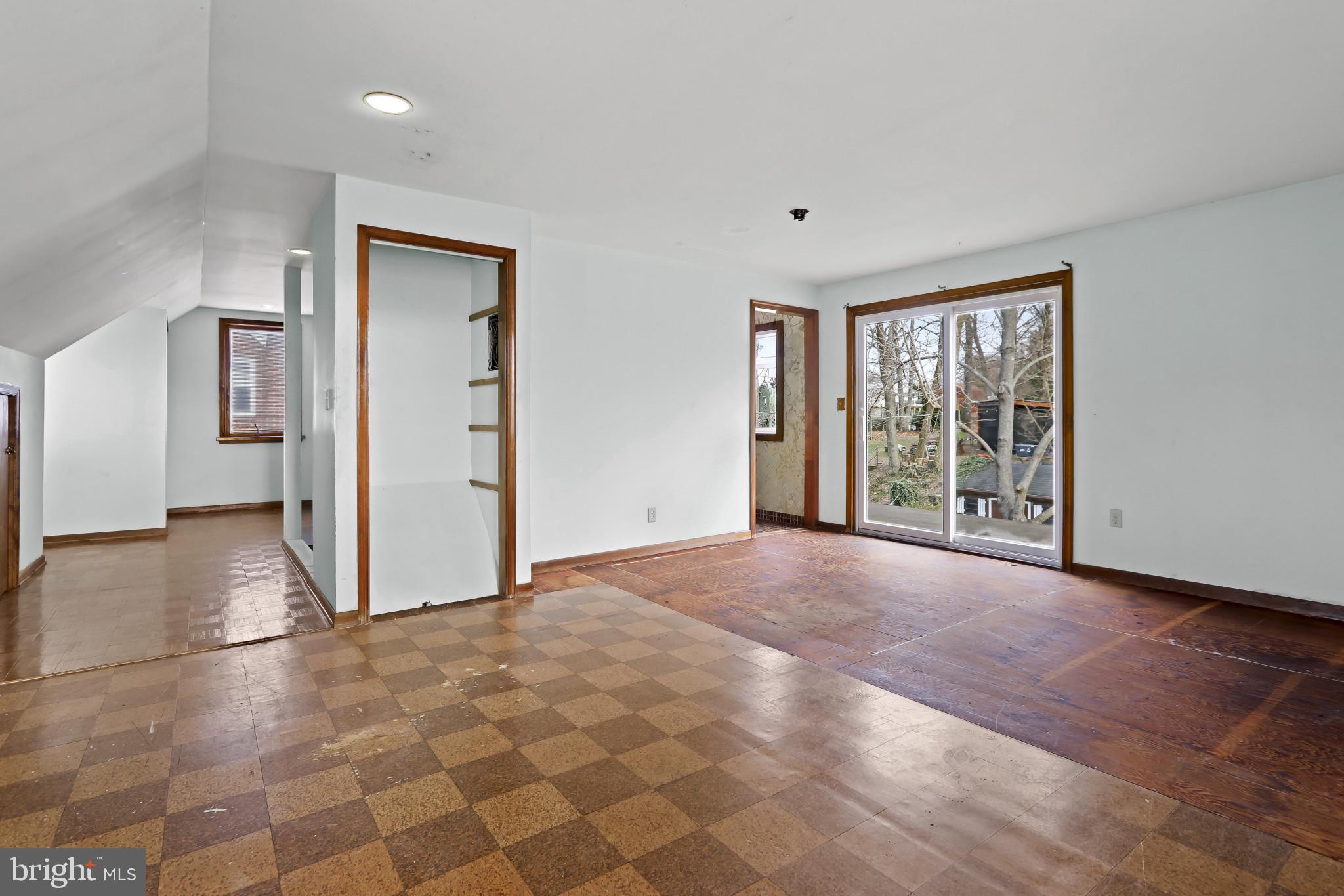 HILTON - Residential