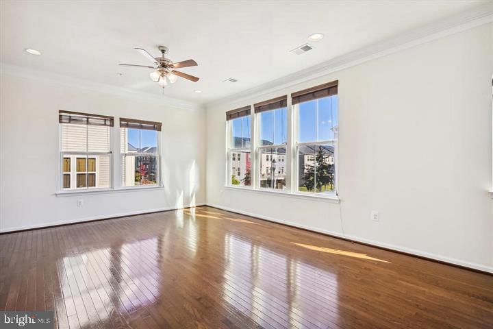 CREEKSIDE VILLAGE AT TANYARD SPRINGS - Residential Lease