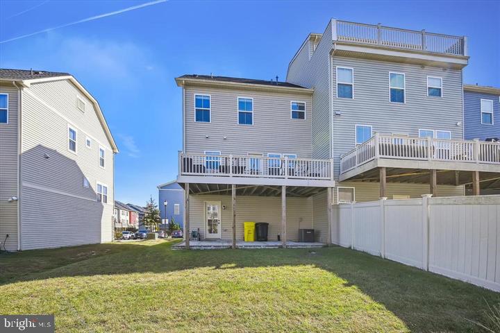 CREEKSIDE VILLAGE AT TANYARD SPRINGS - Residential Lease