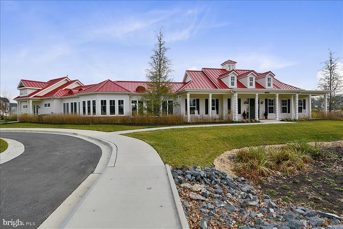 CREEKSIDE VILLAGE AT TANYARD SPRINGS - Residential Lease