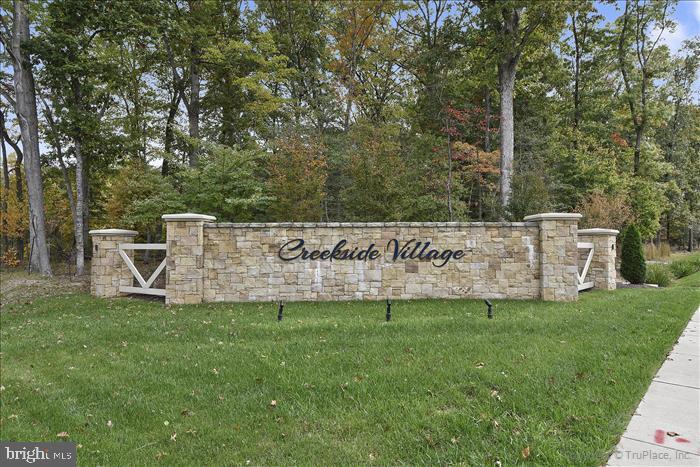 CREEKSIDE VILLAGE AT TANYARD SPRINGS - Residential Lease
