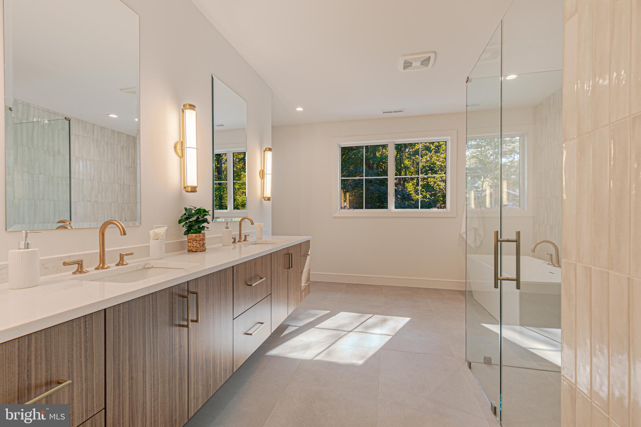 OAKDALE PARK - Residential