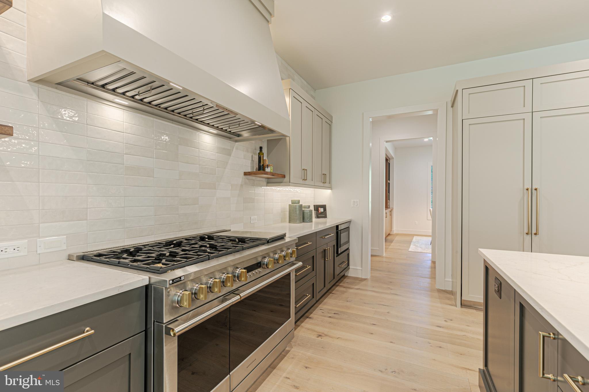 OAKDALE PARK - Residential