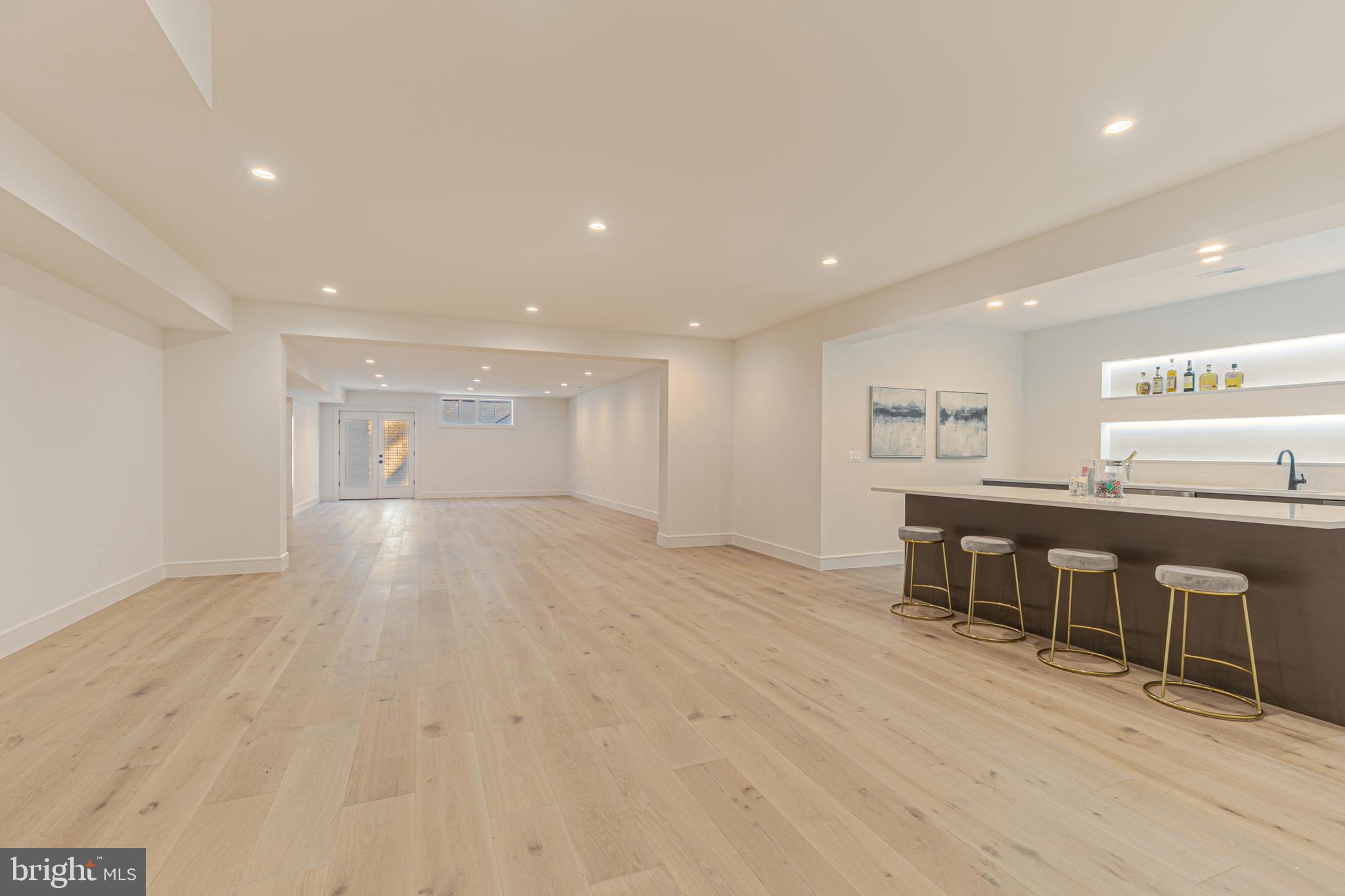 OAKDALE PARK - Residential