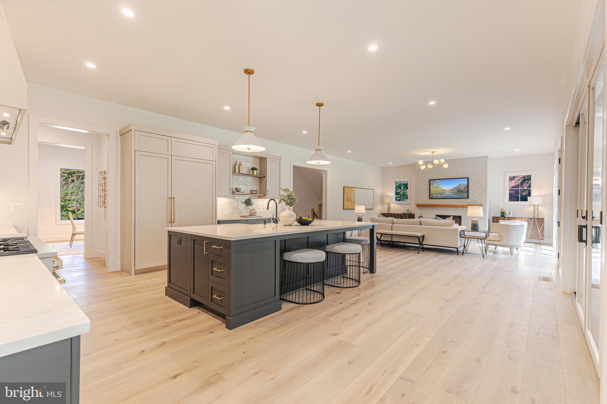 OAKDALE PARK - Residential