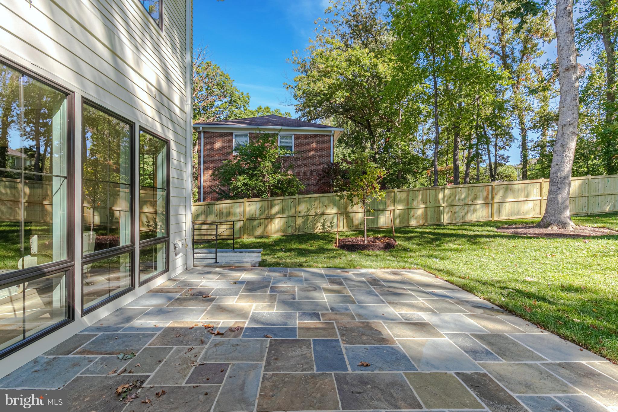 OAKDALE PARK - Residential