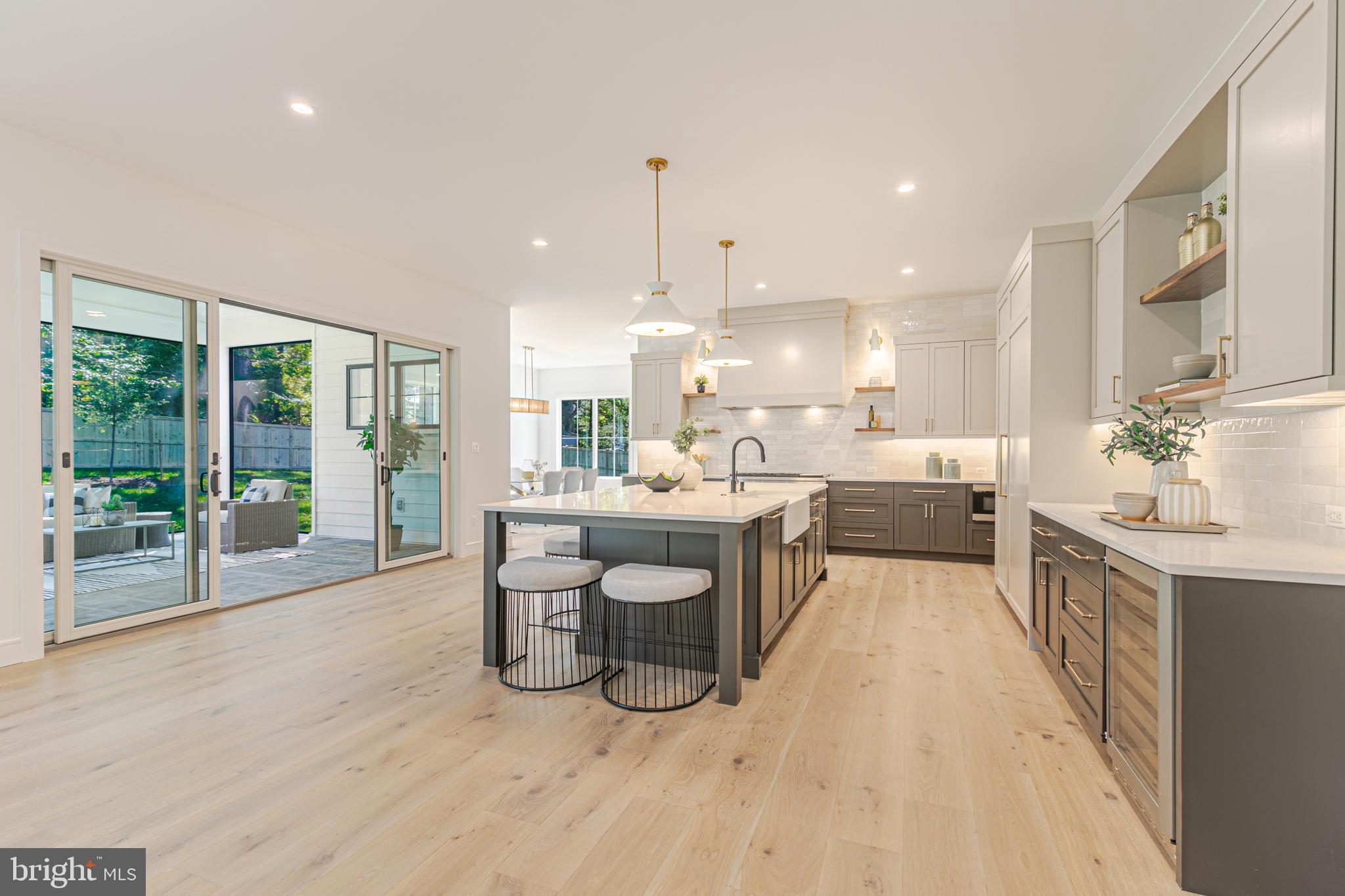 OAKDALE PARK - Residential