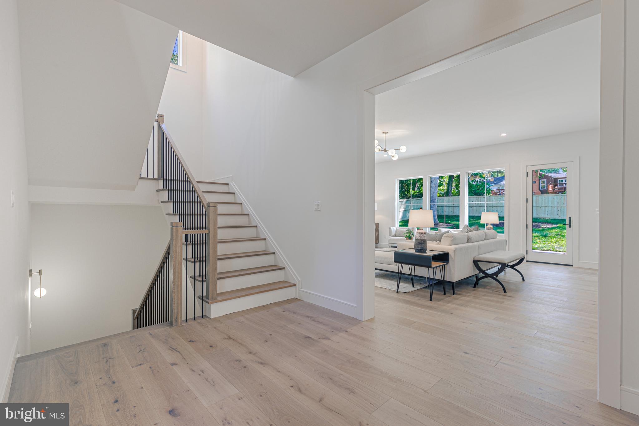 OAKDALE PARK - Residential