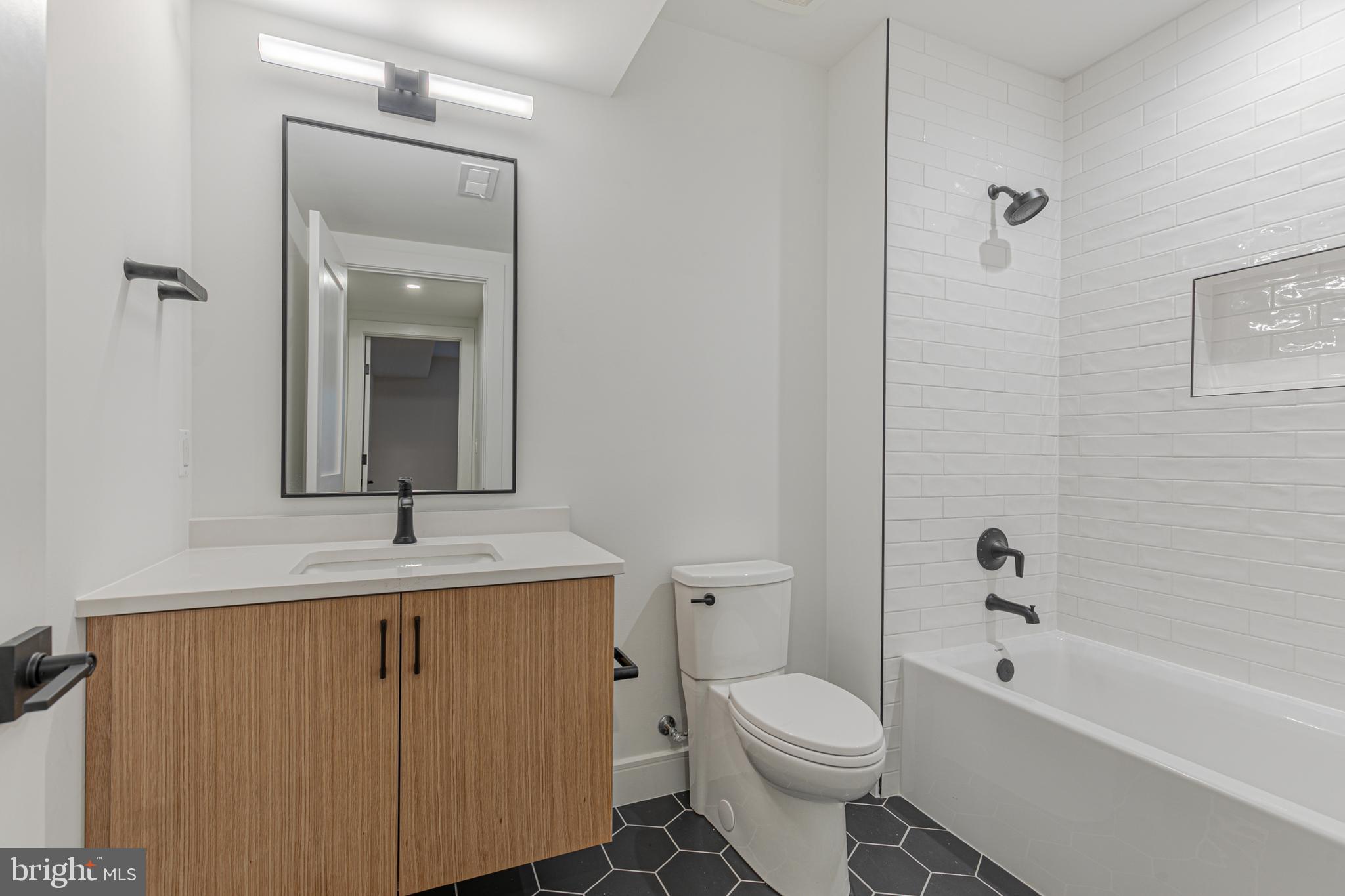 OAKDALE PARK - Residential