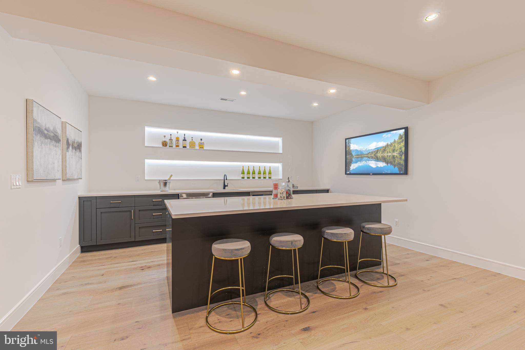 OAKDALE PARK - Residential