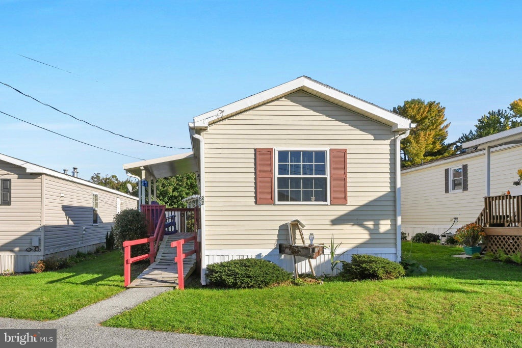 Photo of 2002 W Main Street W #22, EPHRATA, PA 17522 (MLS # PALA2097376)