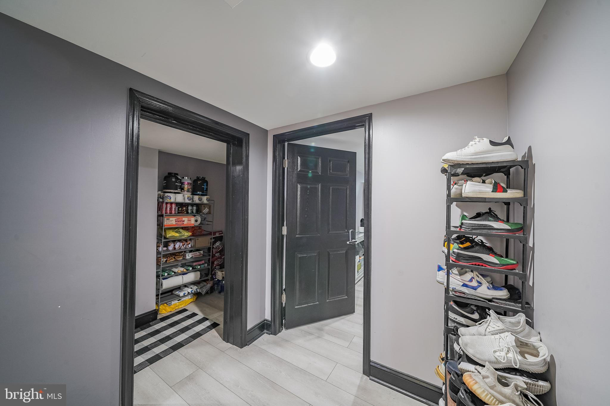 LOISDALE ESTATES - Residential Lease