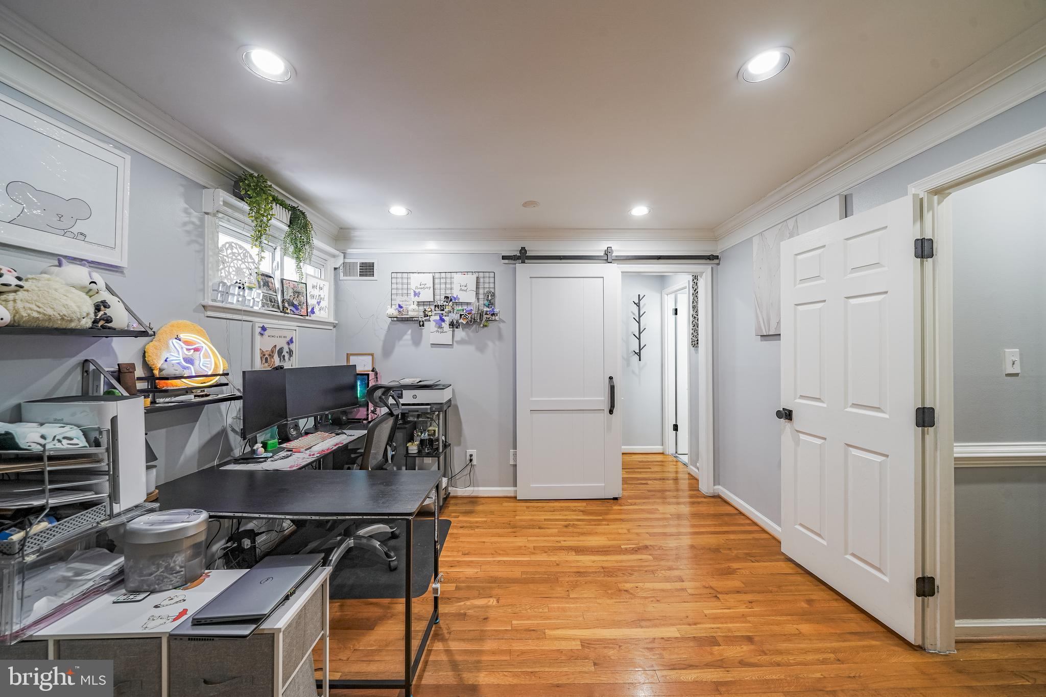 LOISDALE ESTATES - Residential Lease