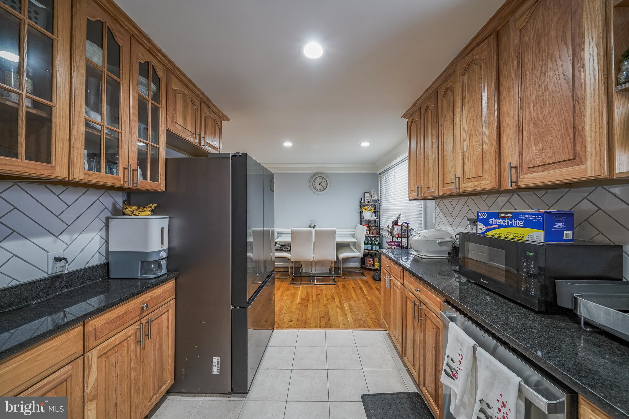 LOISDALE ESTATES - Residential Lease