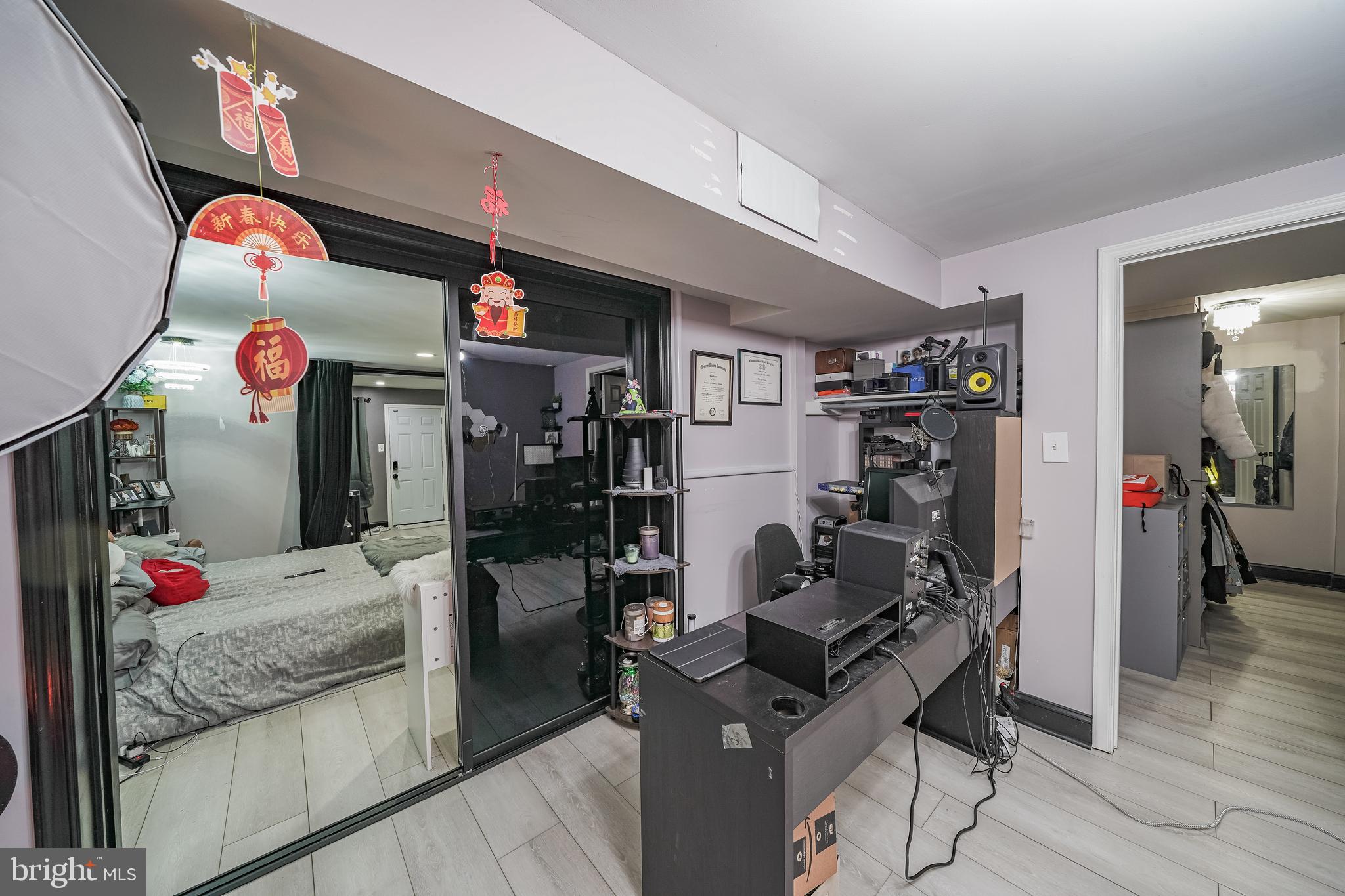 LOISDALE ESTATES - Residential Lease