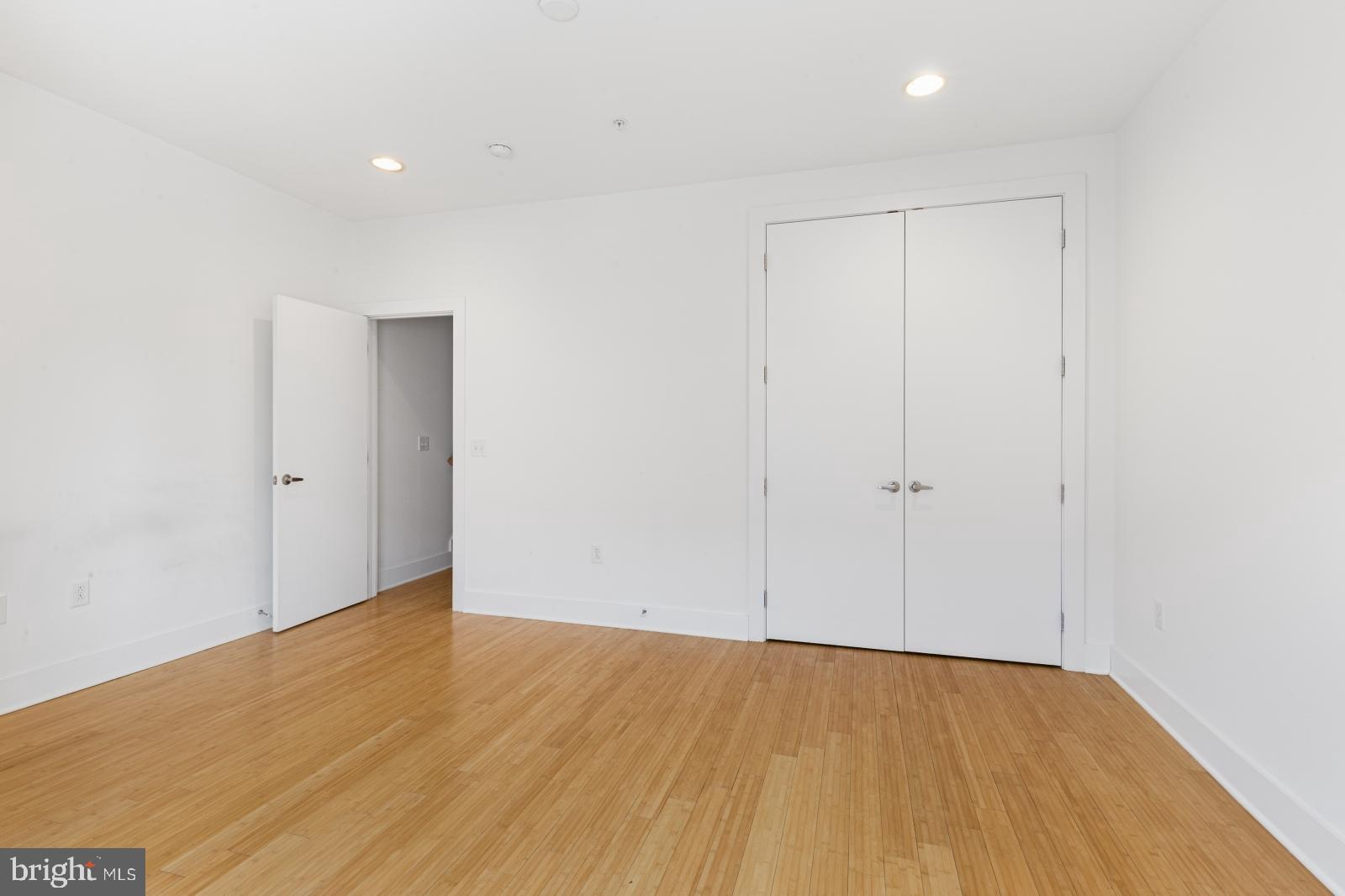 NORTHERN LIBERTIES - Residential Lease