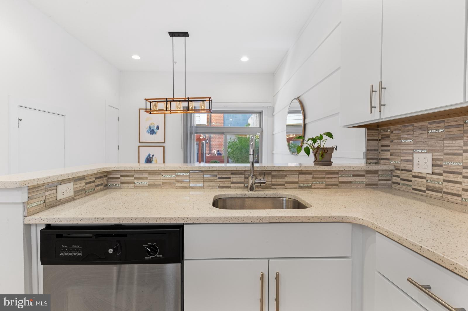 NORTHERN LIBERTIES - Residential Lease
