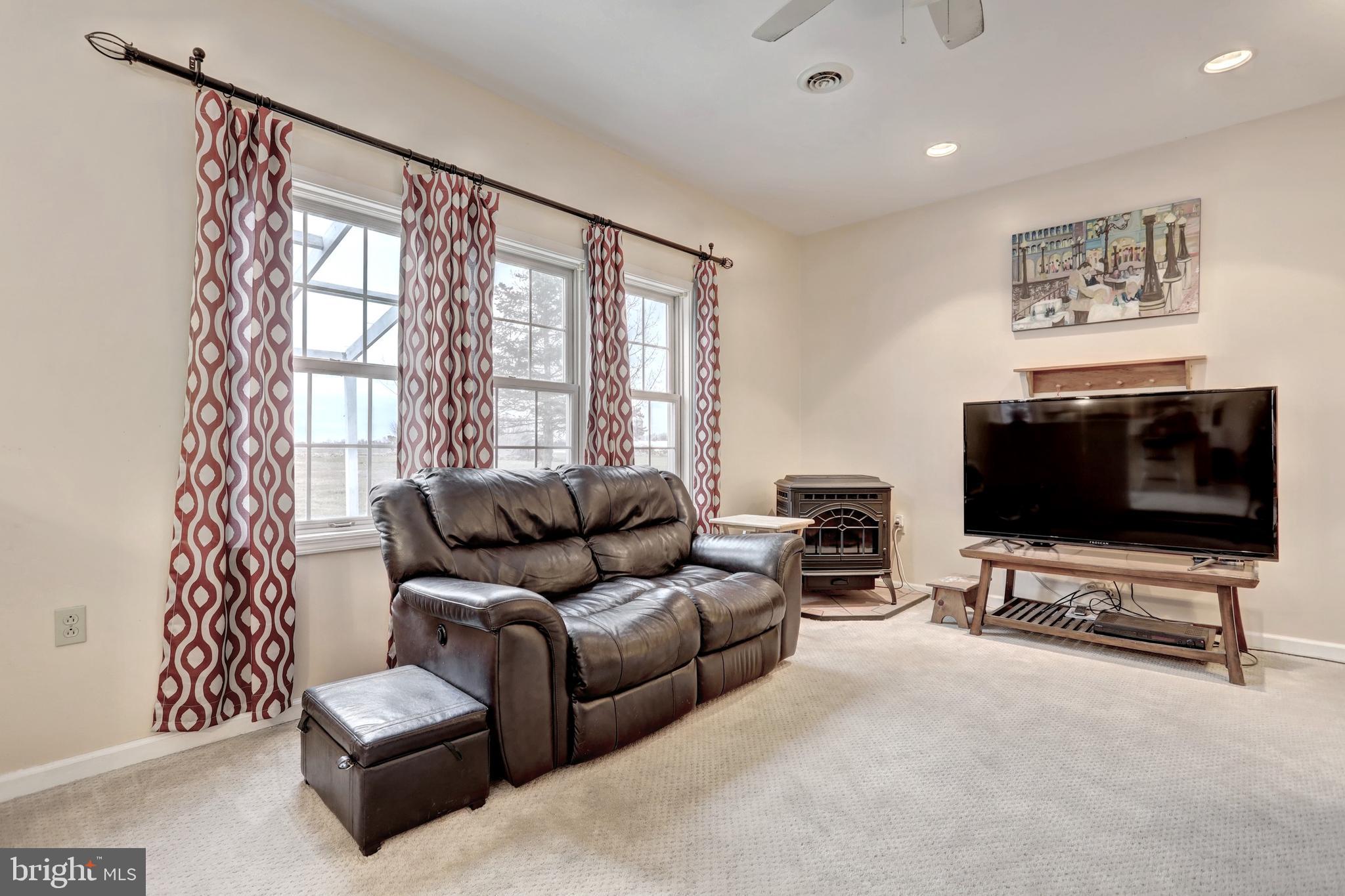 LAKE MEADE - Residential