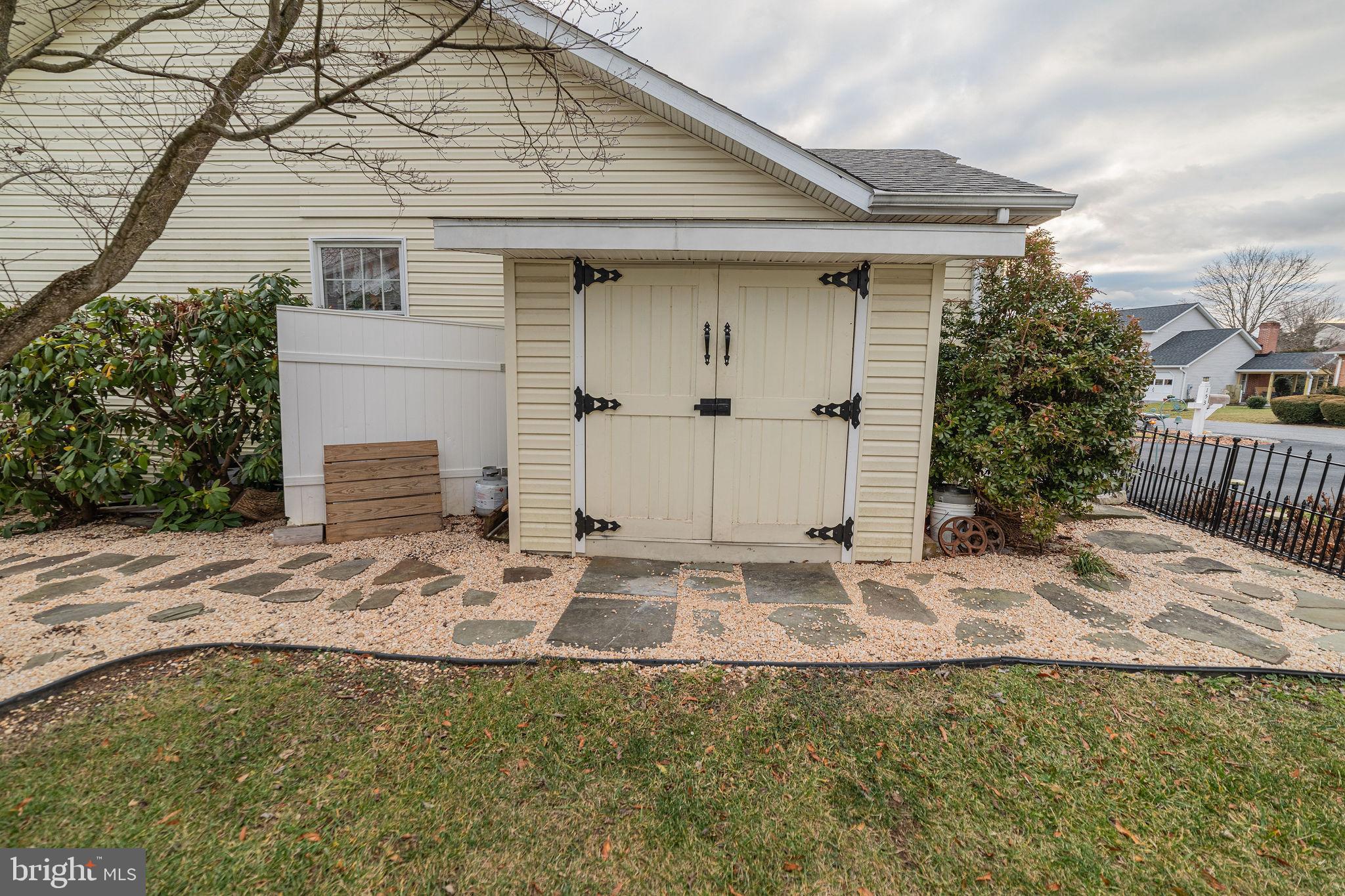 SPRING MILLS - Residential