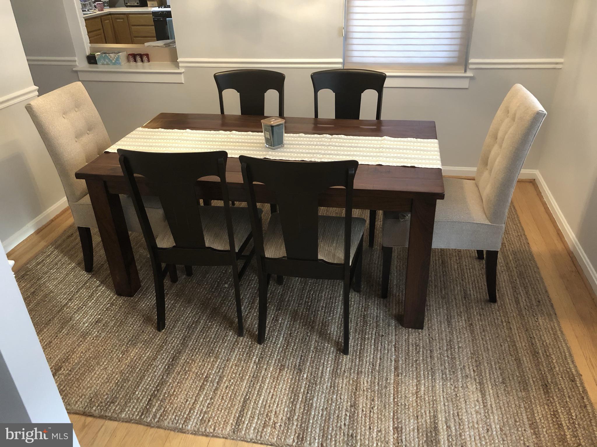 COUNTRY CLUB PARK - Residential Lease