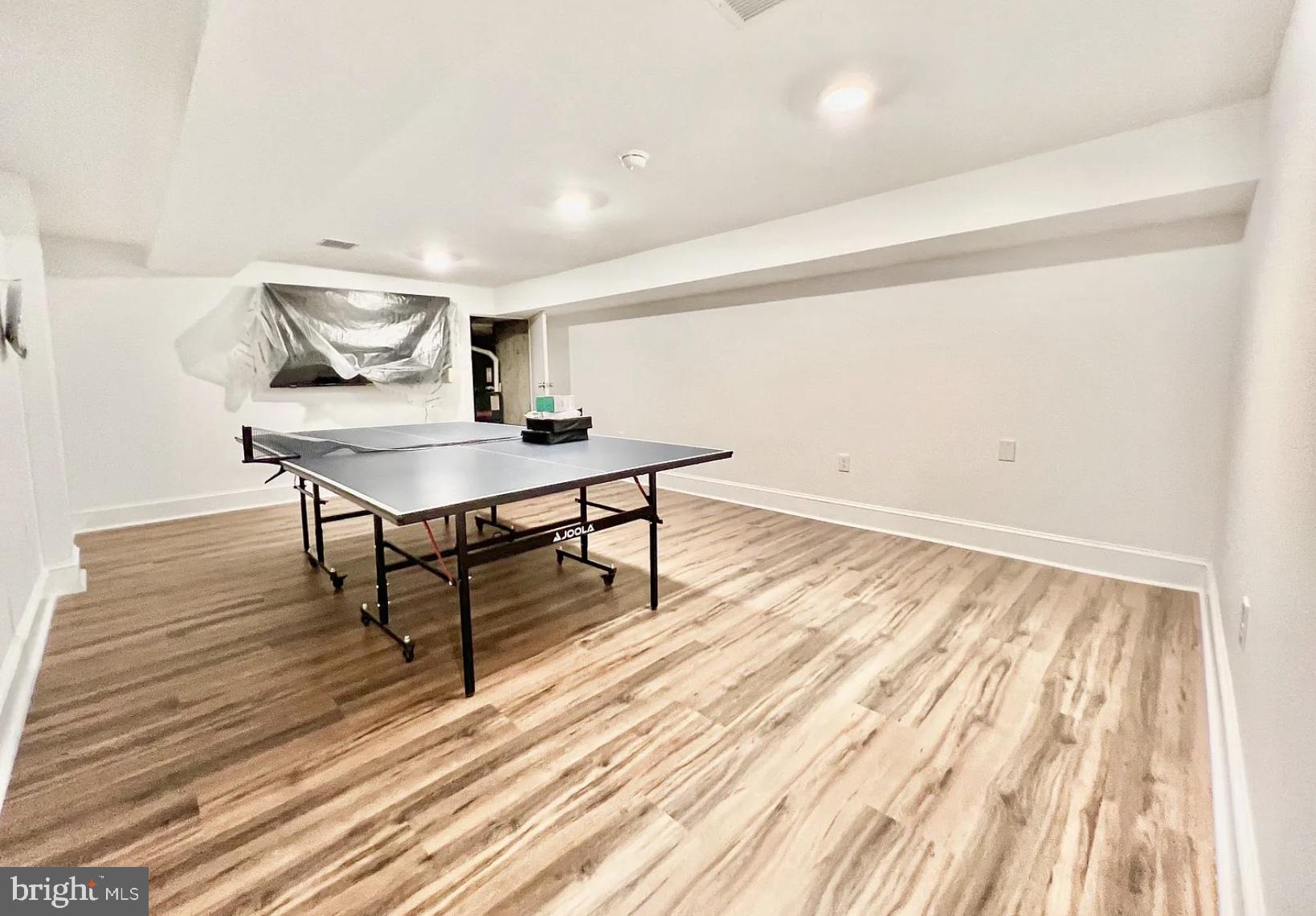 SPRUCE HILL - Residential