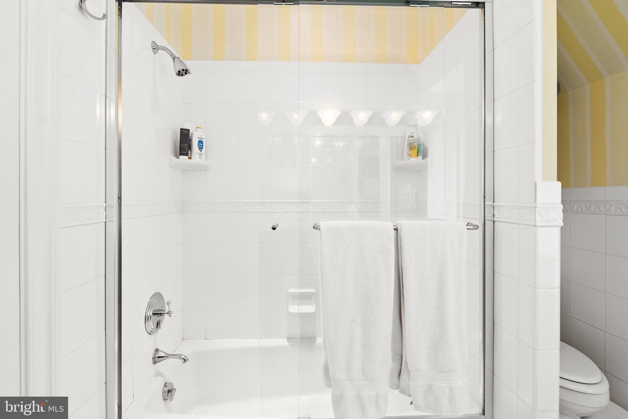 LANGLEY FOREST - Residential