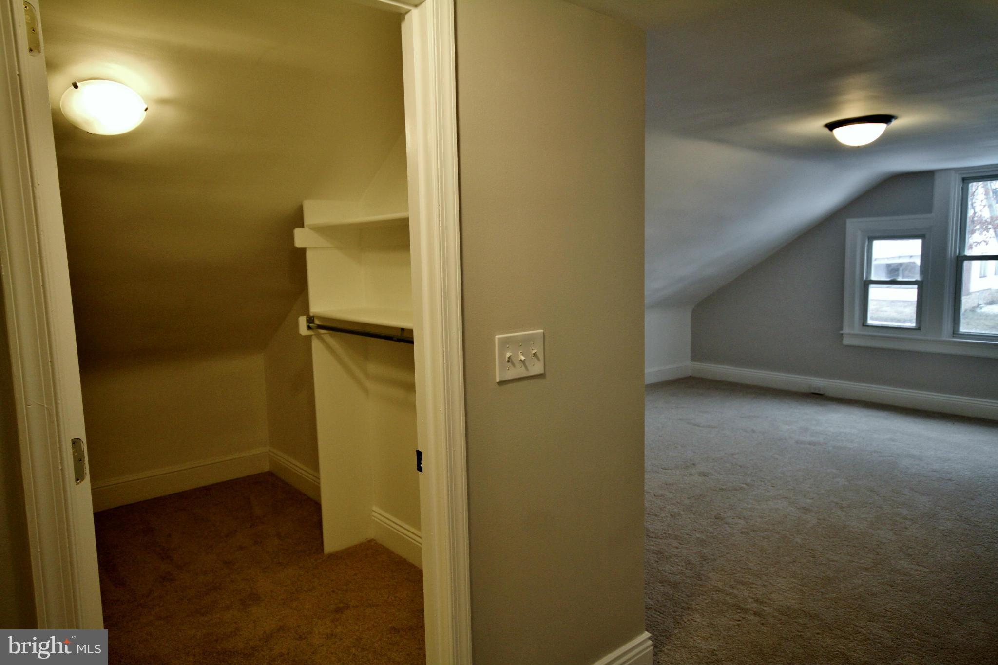 WEST ARLINGTON - Residential