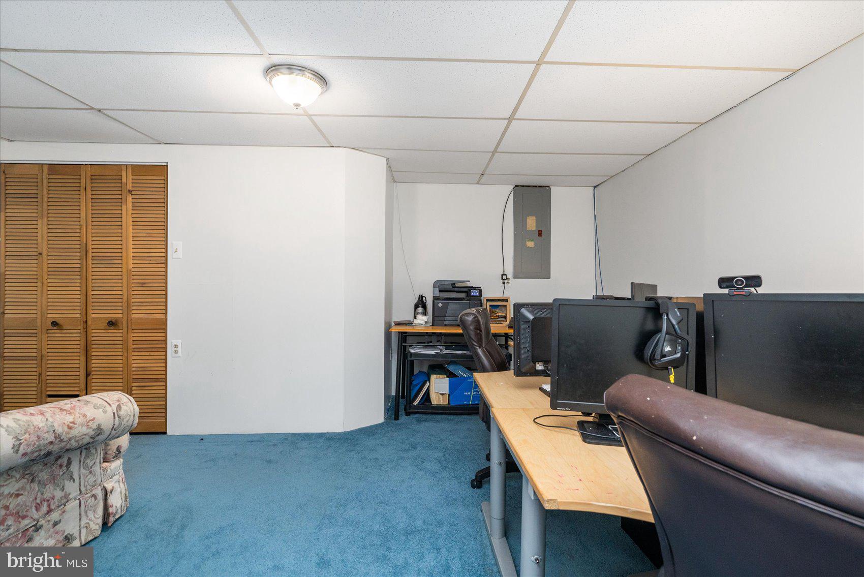 GREENVIEW PARK - Residential Lease