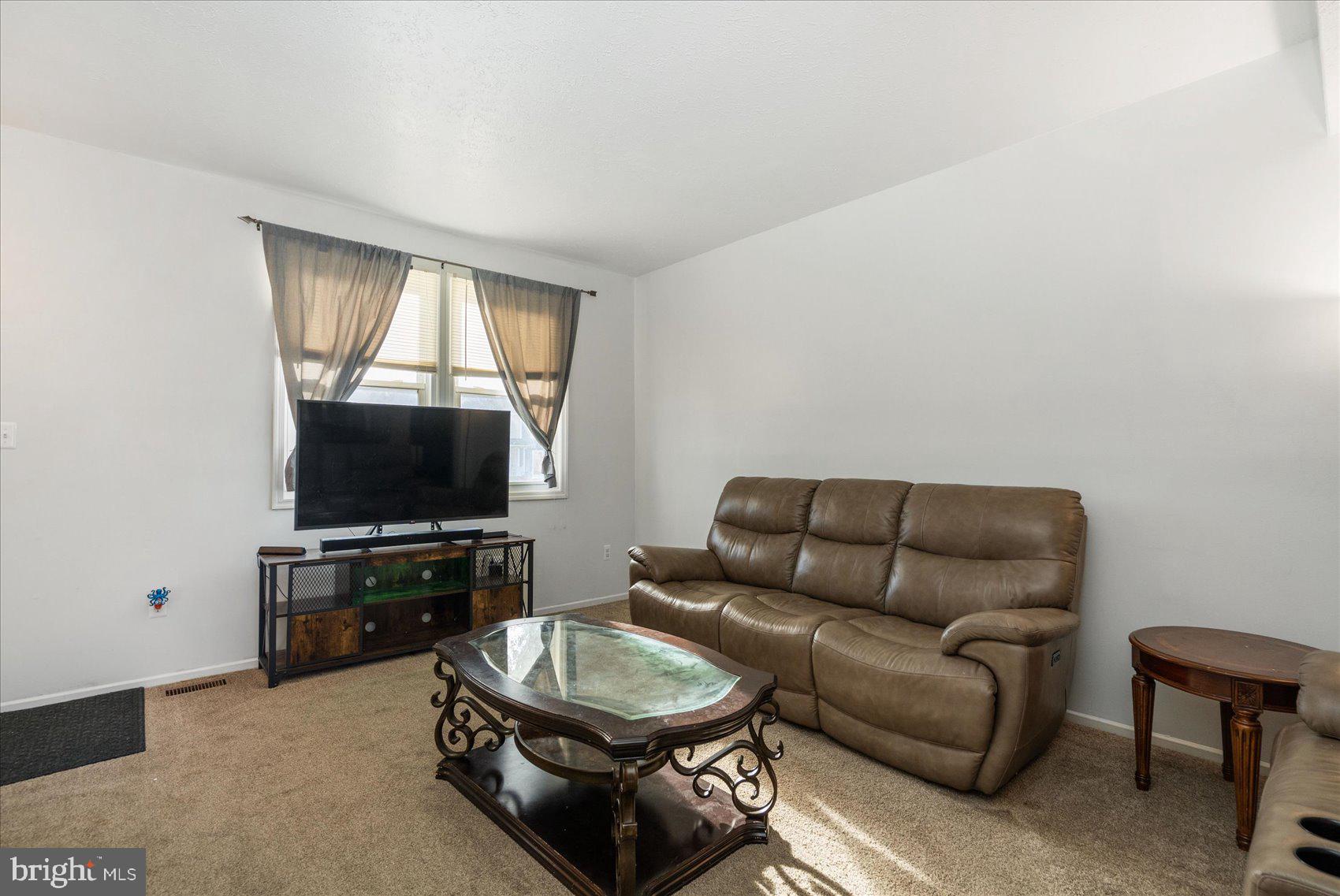 GREENVIEW PARK - Residential Lease