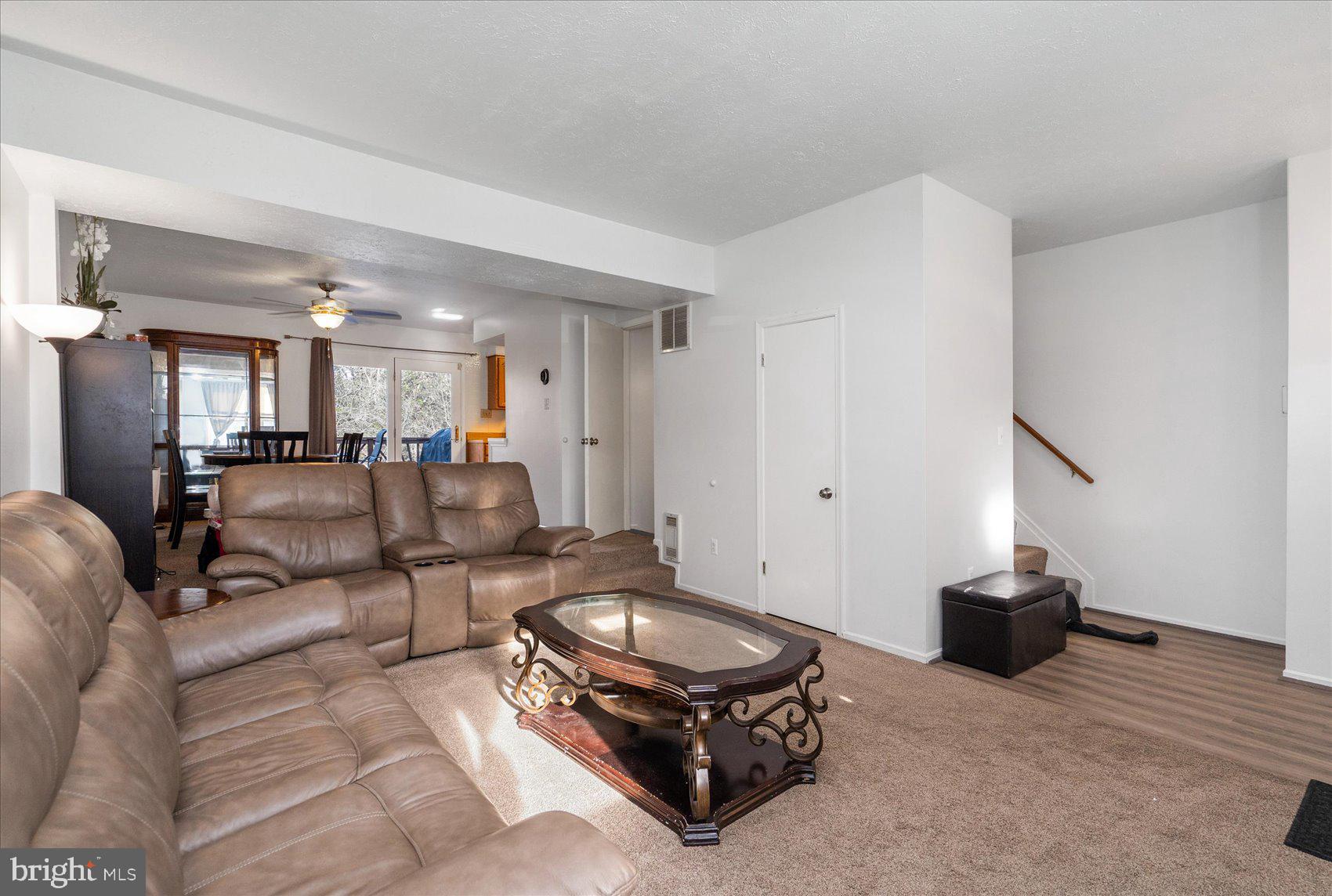 GREENVIEW PARK - Residential Lease