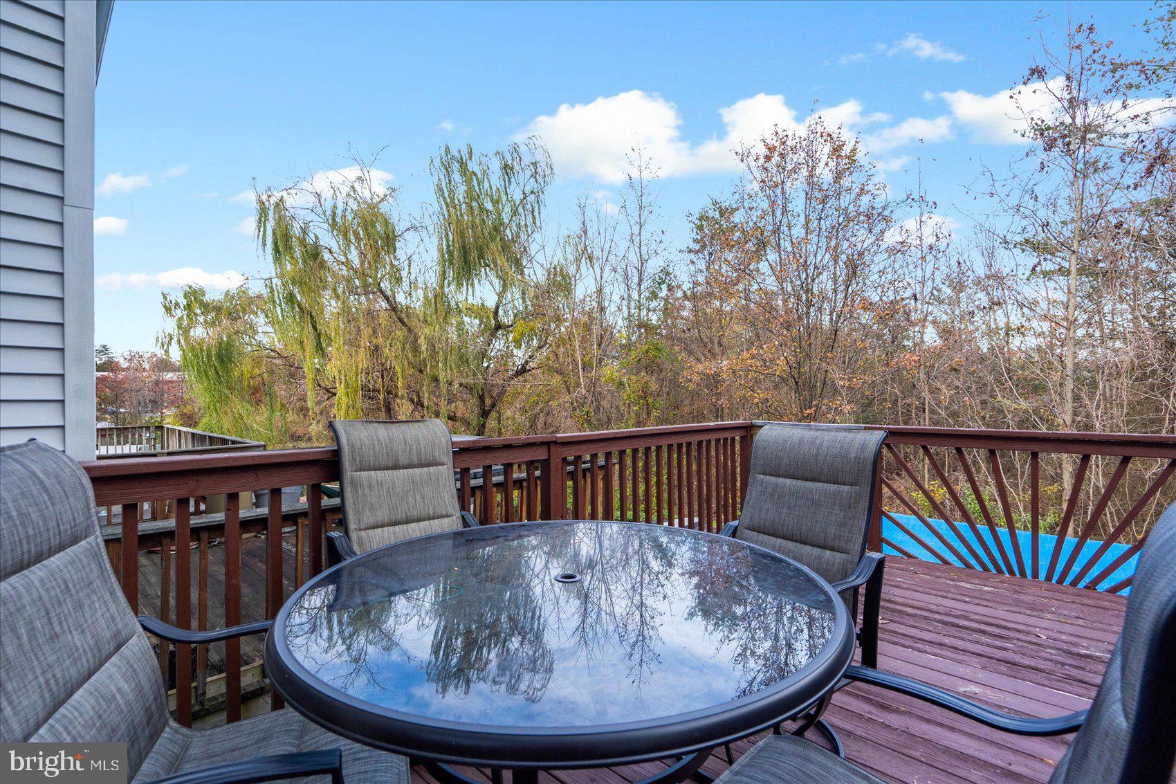 GREENVIEW PARK - Residential Lease