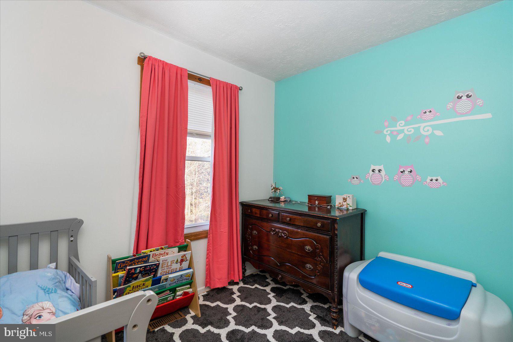 GREENVIEW PARK - Residential Lease