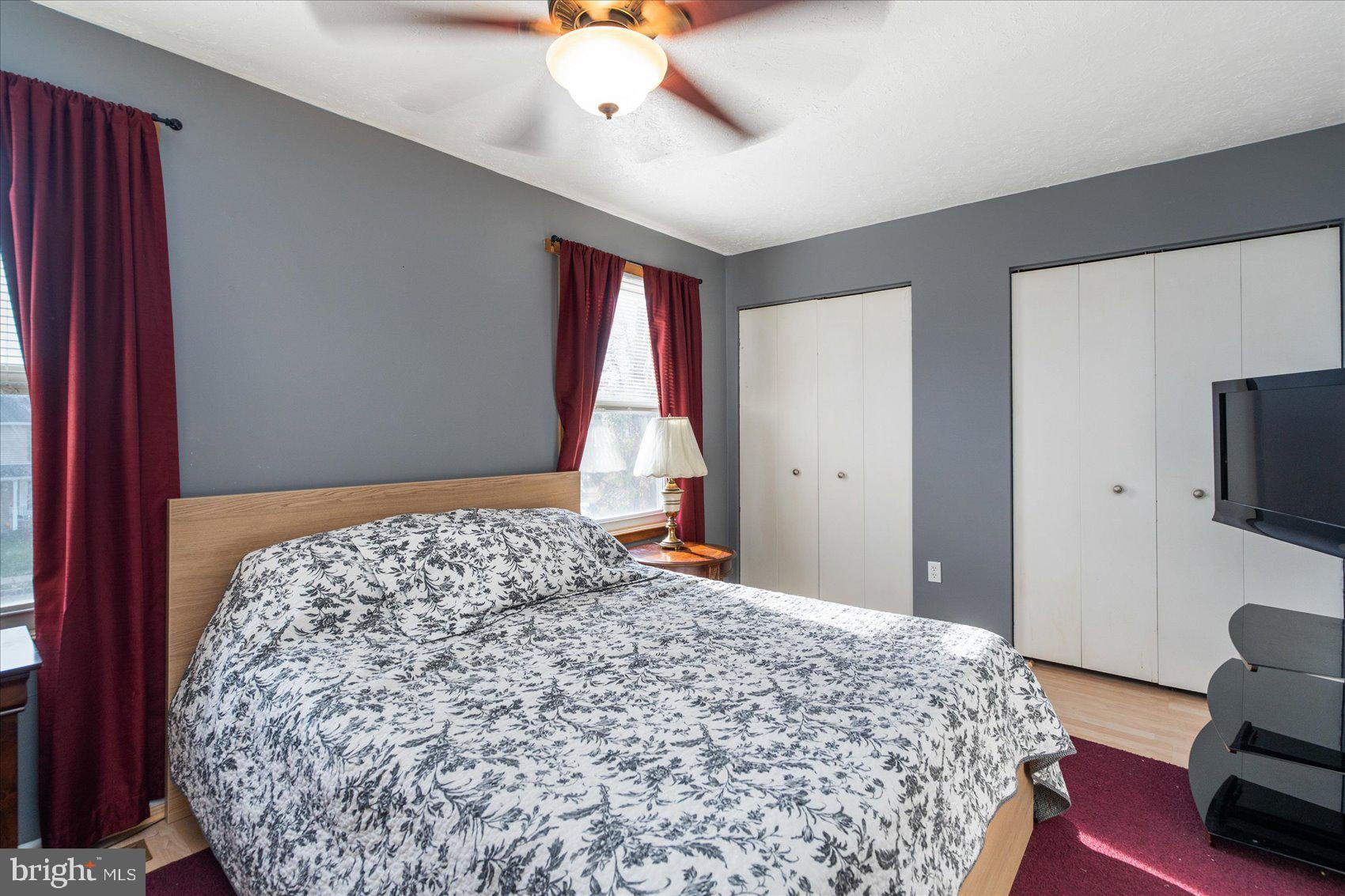 GREENVIEW PARK - Residential Lease