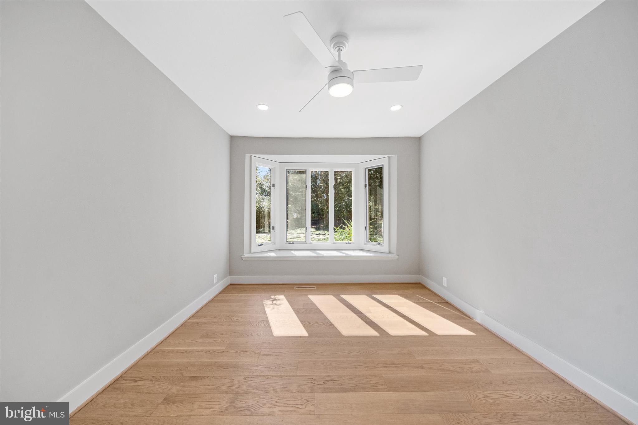 BALLANTRAE - Residential Lease