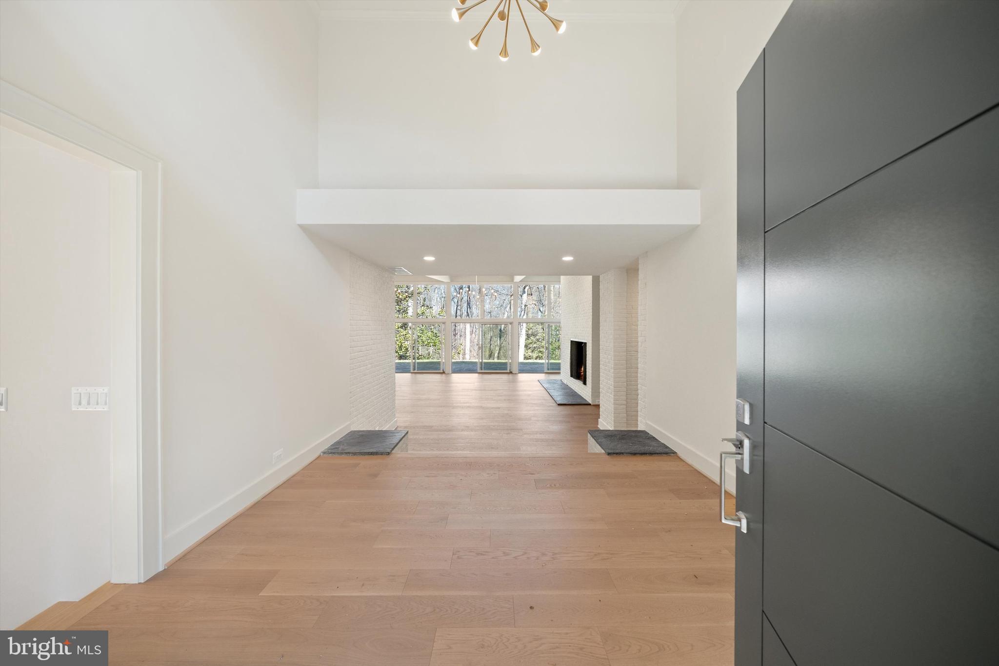 BALLANTRAE - Residential Lease