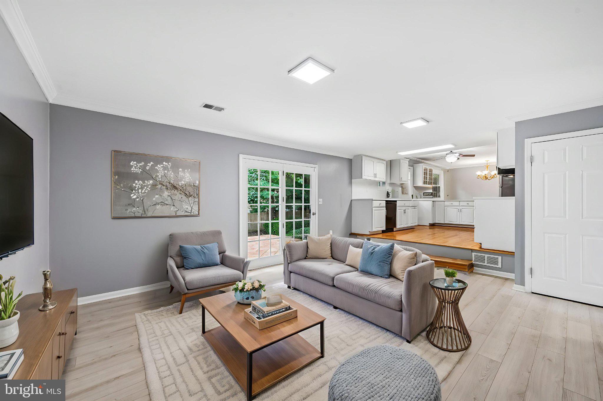 3012 PEEBLES COURT