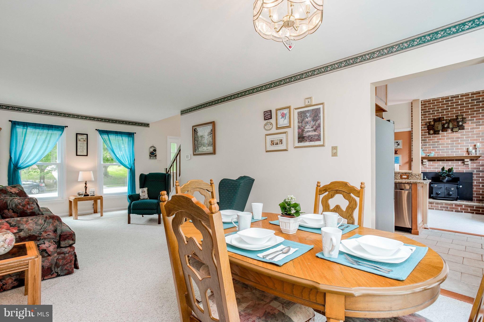 BURLEIGH MANOR - Residential