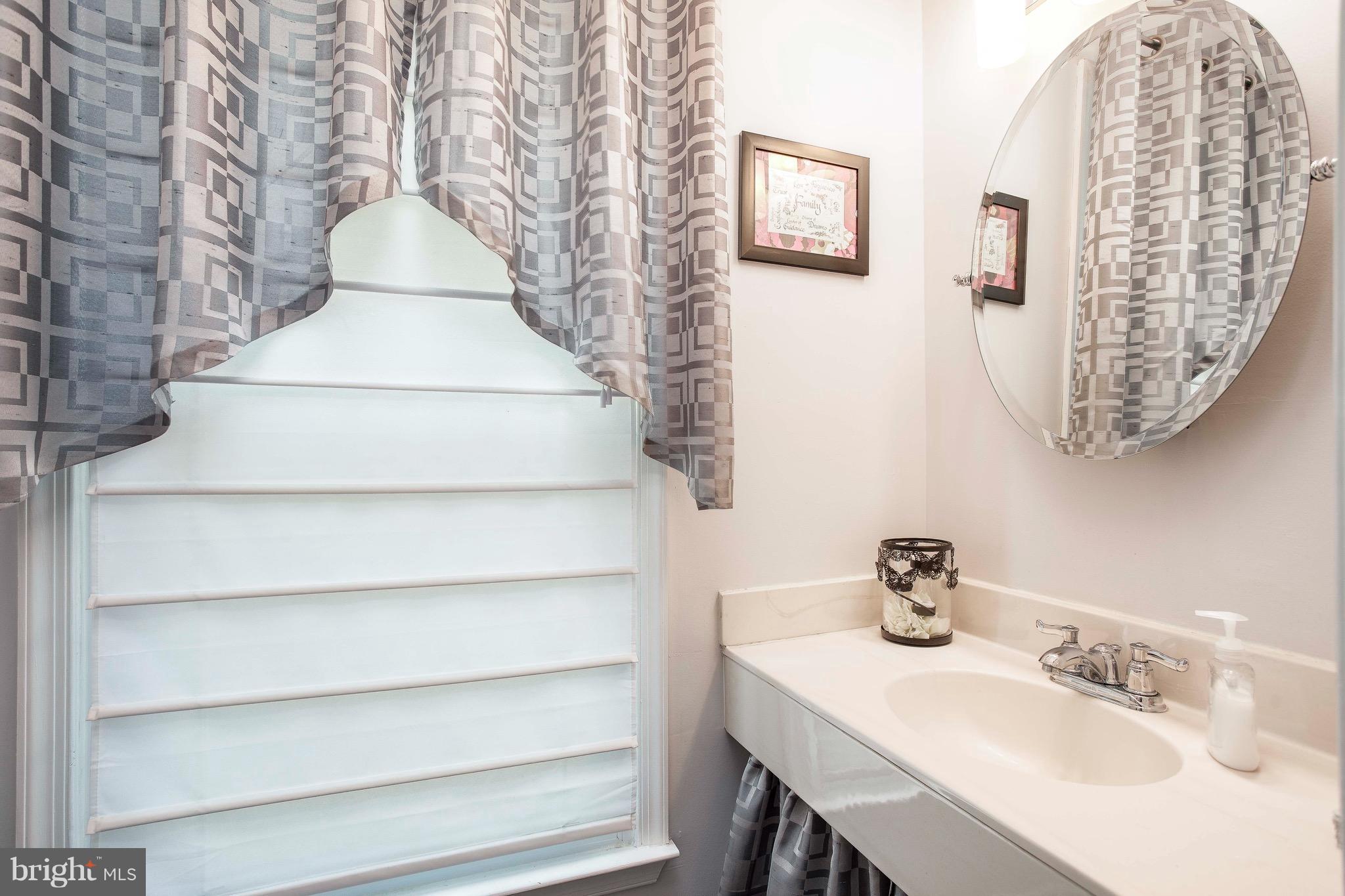 BURLEIGH MANOR - Residential