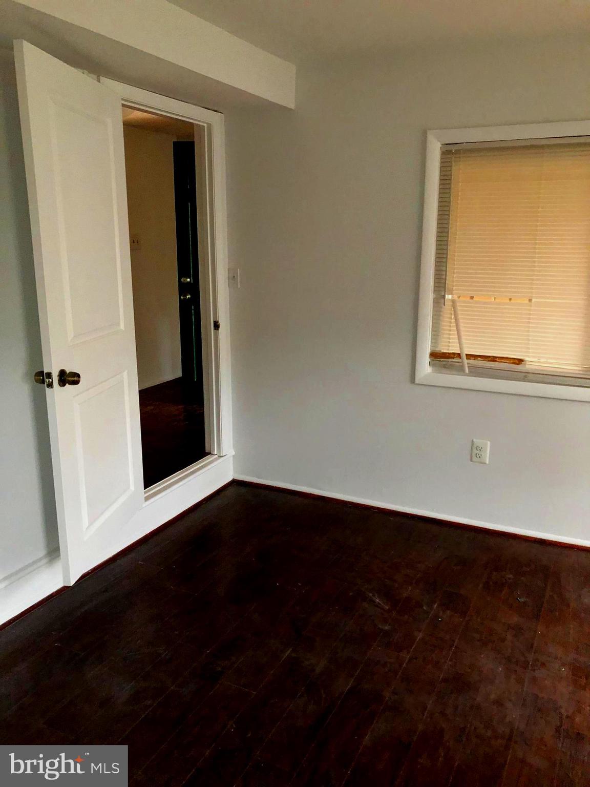 REFLECTION LAKE - Residential Lease